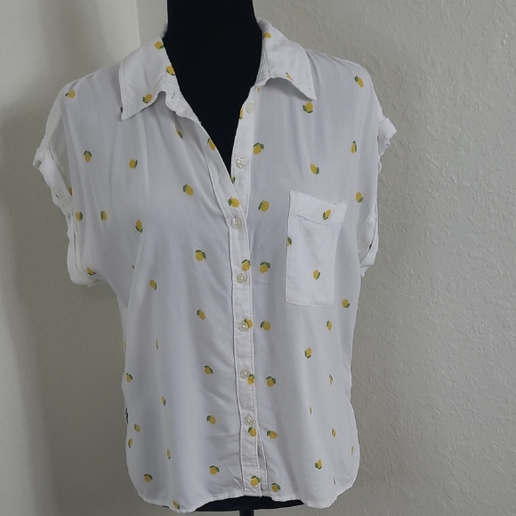 Style & Co. Tops - Style & Co. White Lemon Pattern Button-Down Shirt Size Large